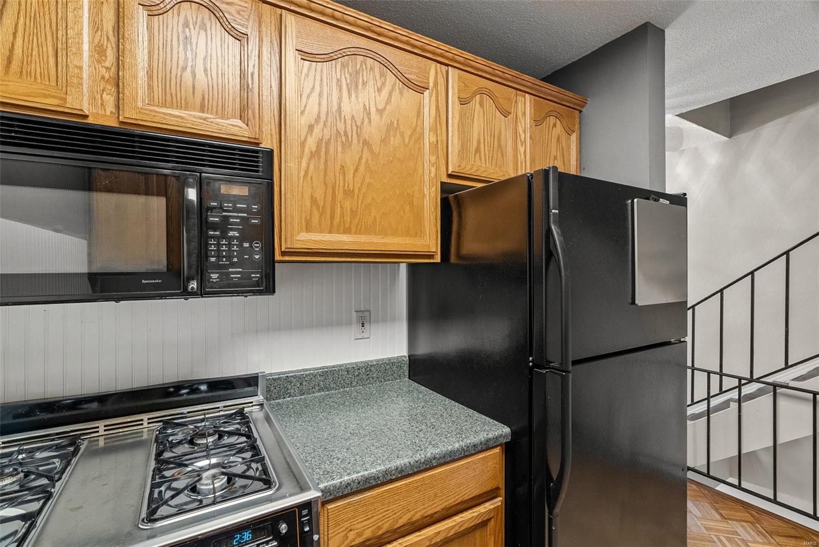 200 Braeshire Drive Unit: J