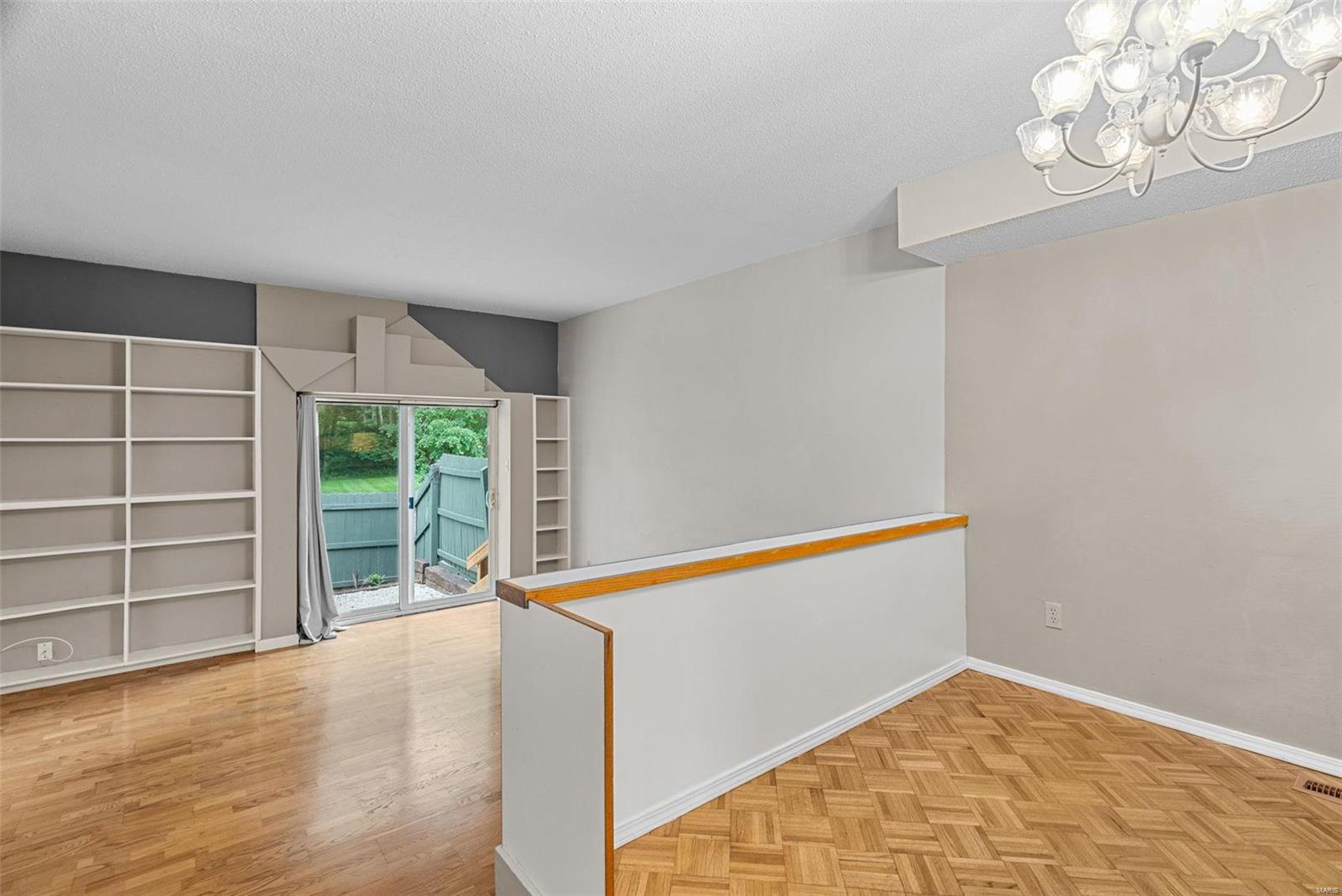 200 Braeshire Drive Unit: J