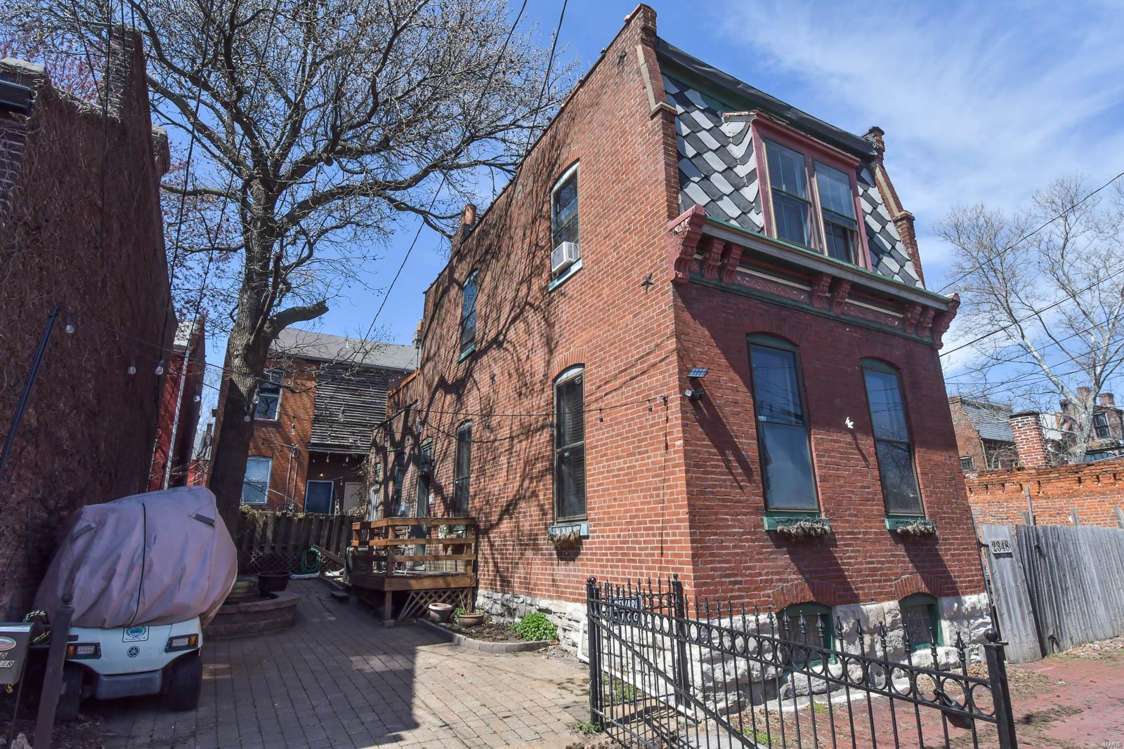 2350 S 10th Street Unit: REAR