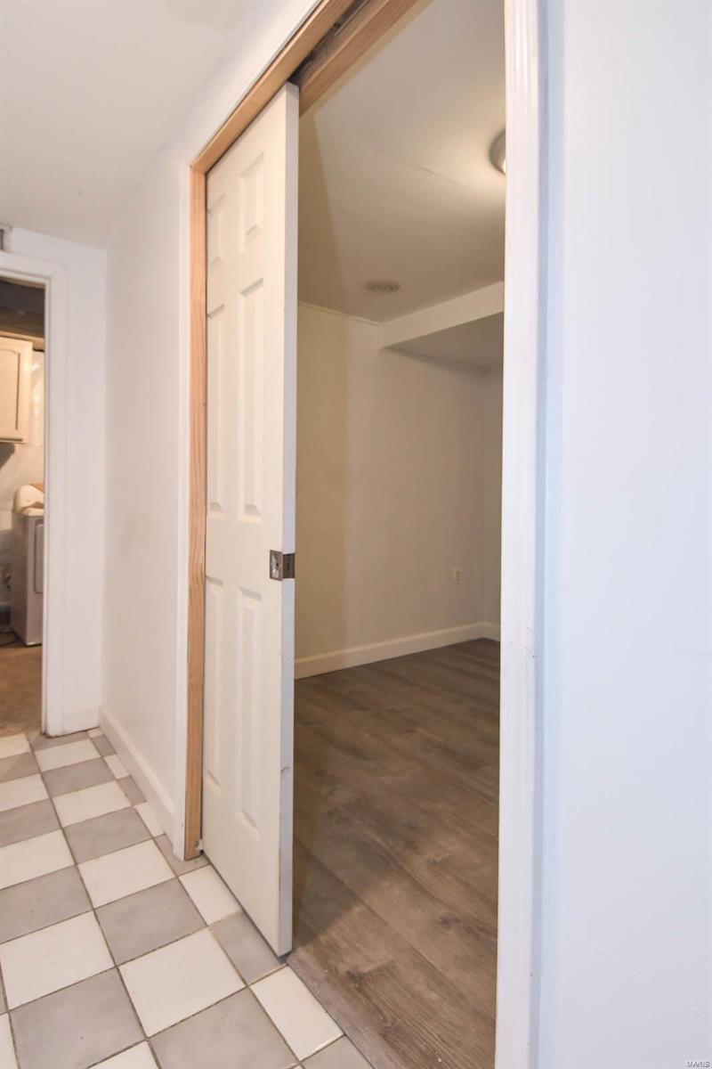 2350 S 10th Street Unit: REAR