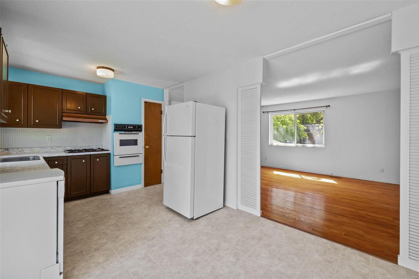 1246 Roth Hill Drive