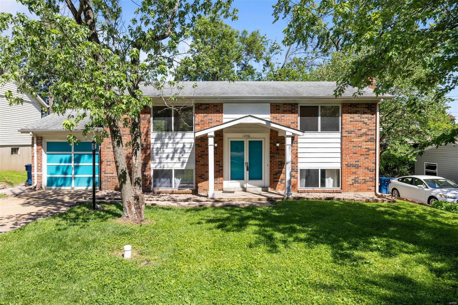 1246 Roth Hill Drive