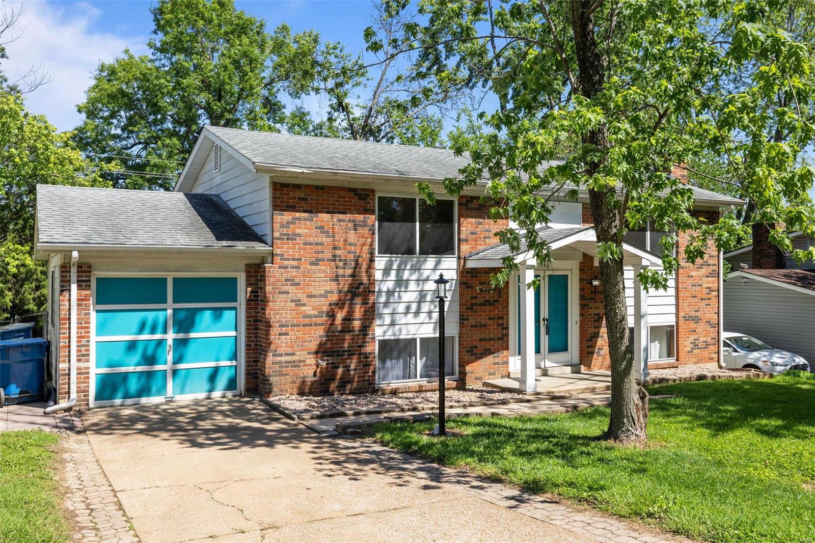 1246 Roth Hill Drive