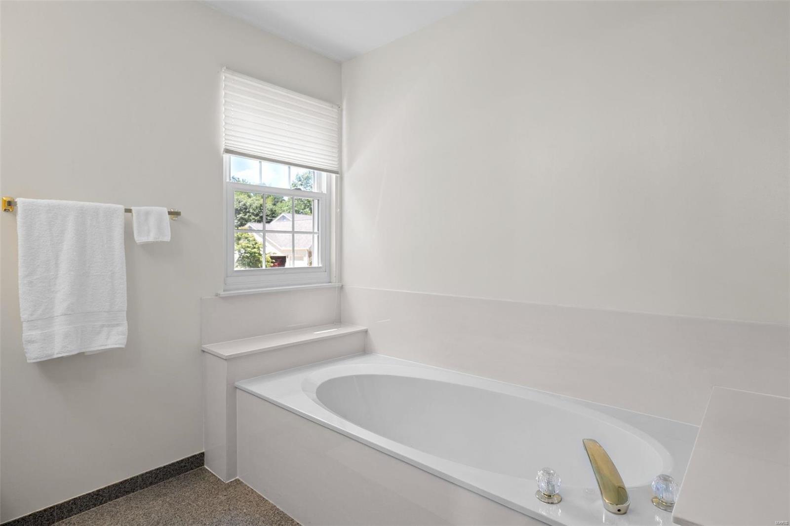 1804 Loehr Estates Court