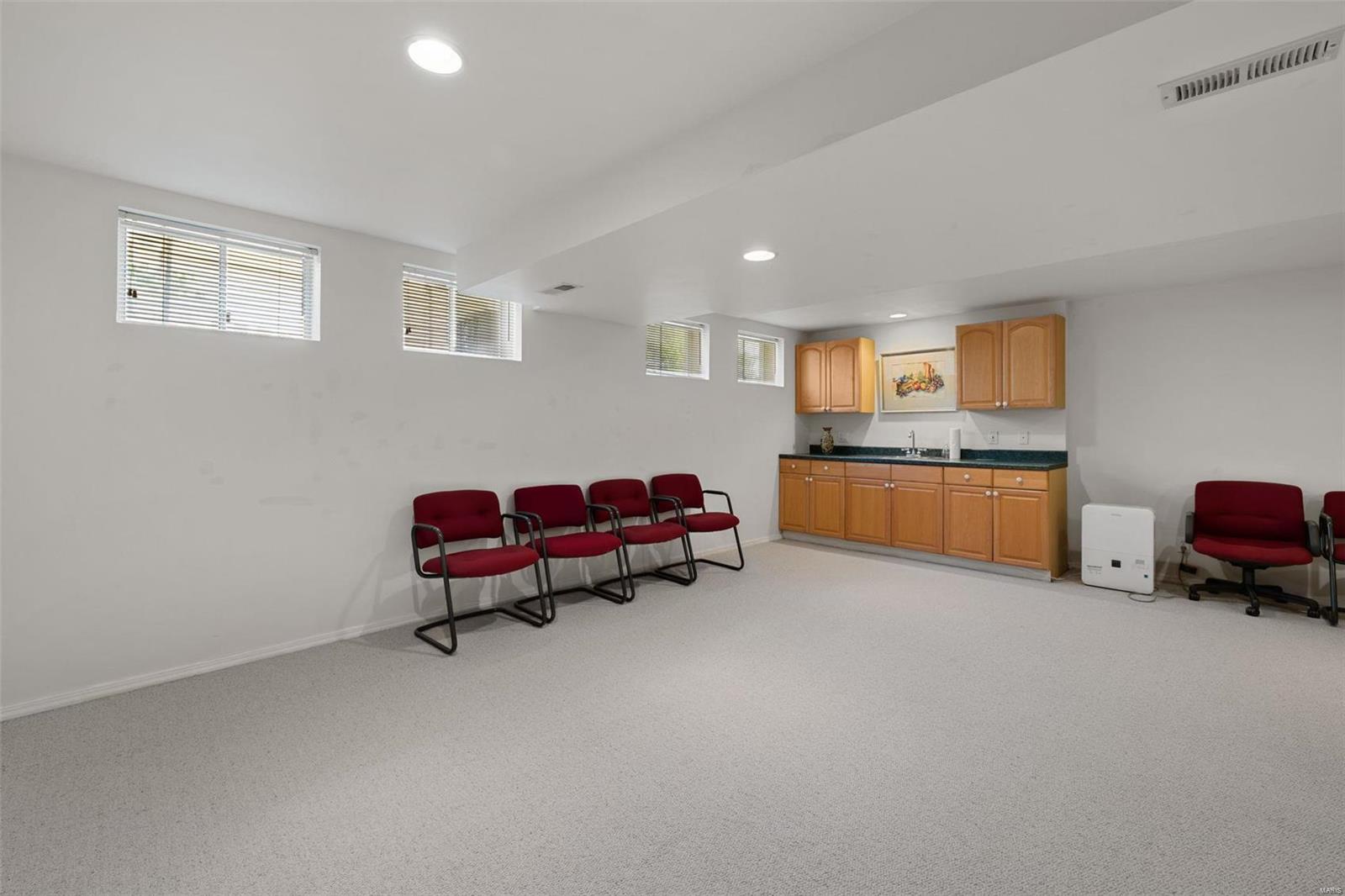 1804 Loehr Estates Court