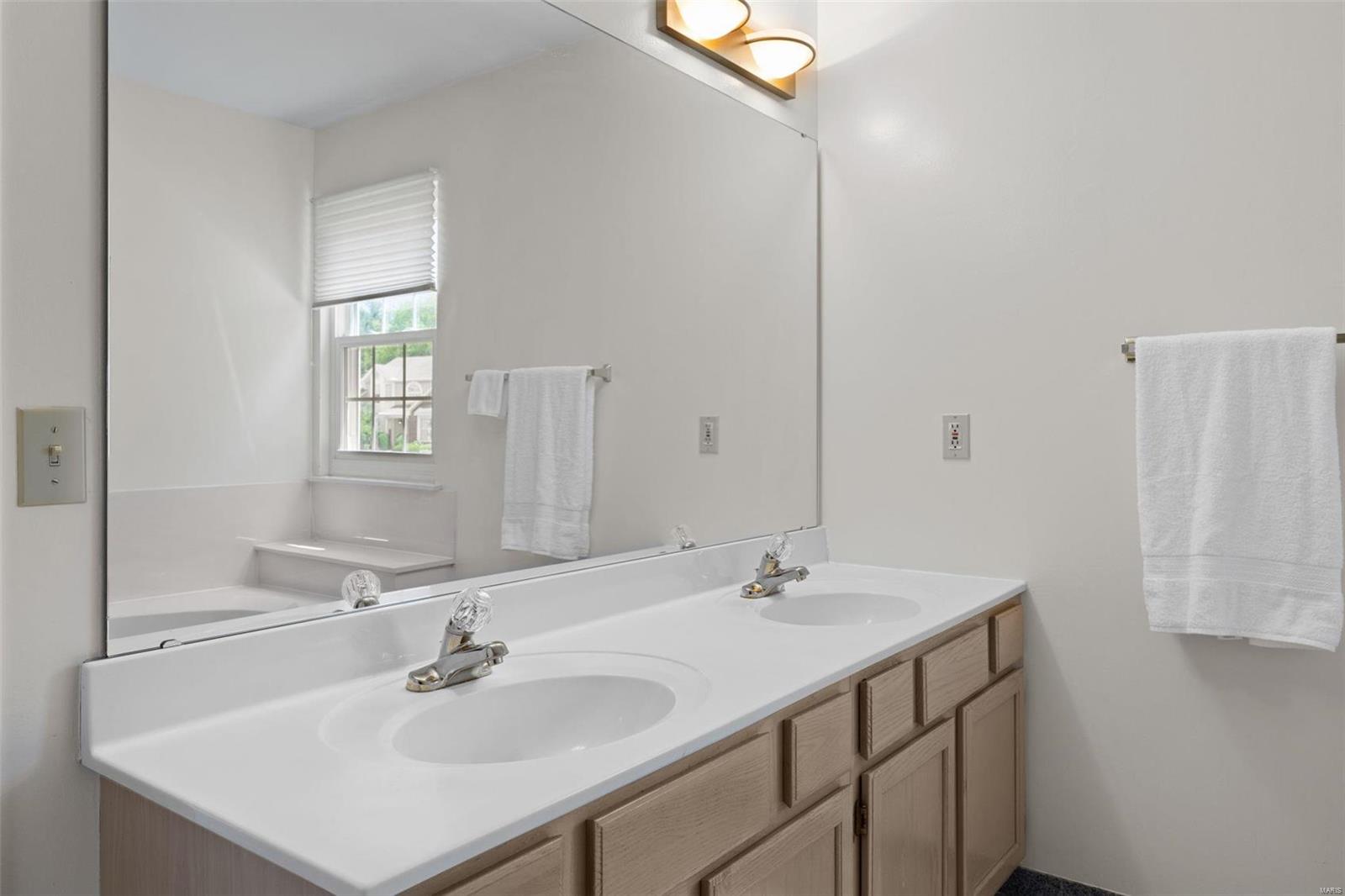 1804 Loehr Estates Court