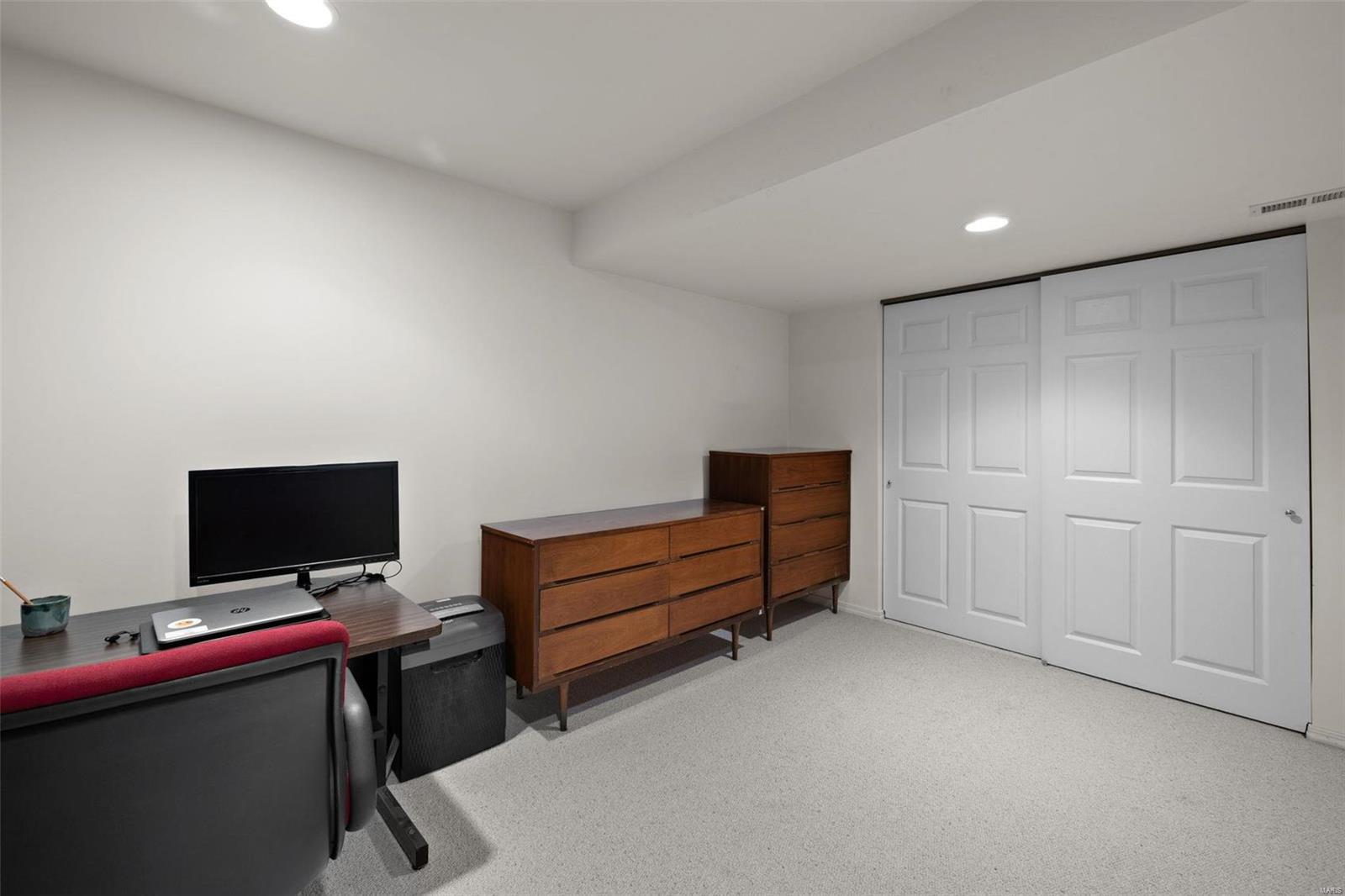 1804 Loehr Estates Court