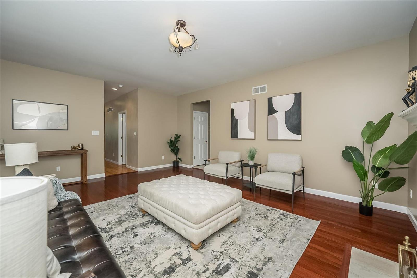 2221 Rebecca Lynn Court