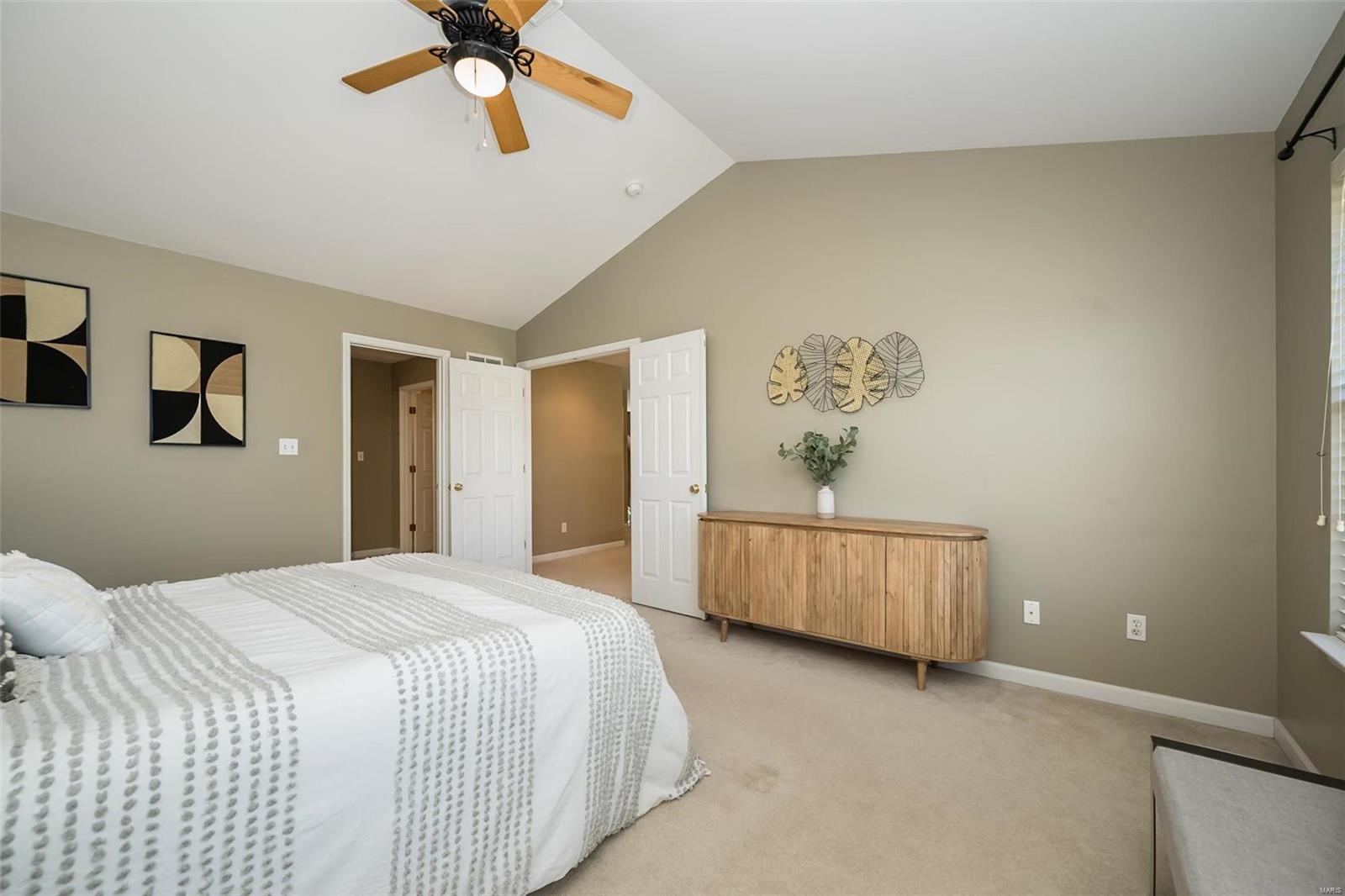 2221 Rebecca Lynn Court