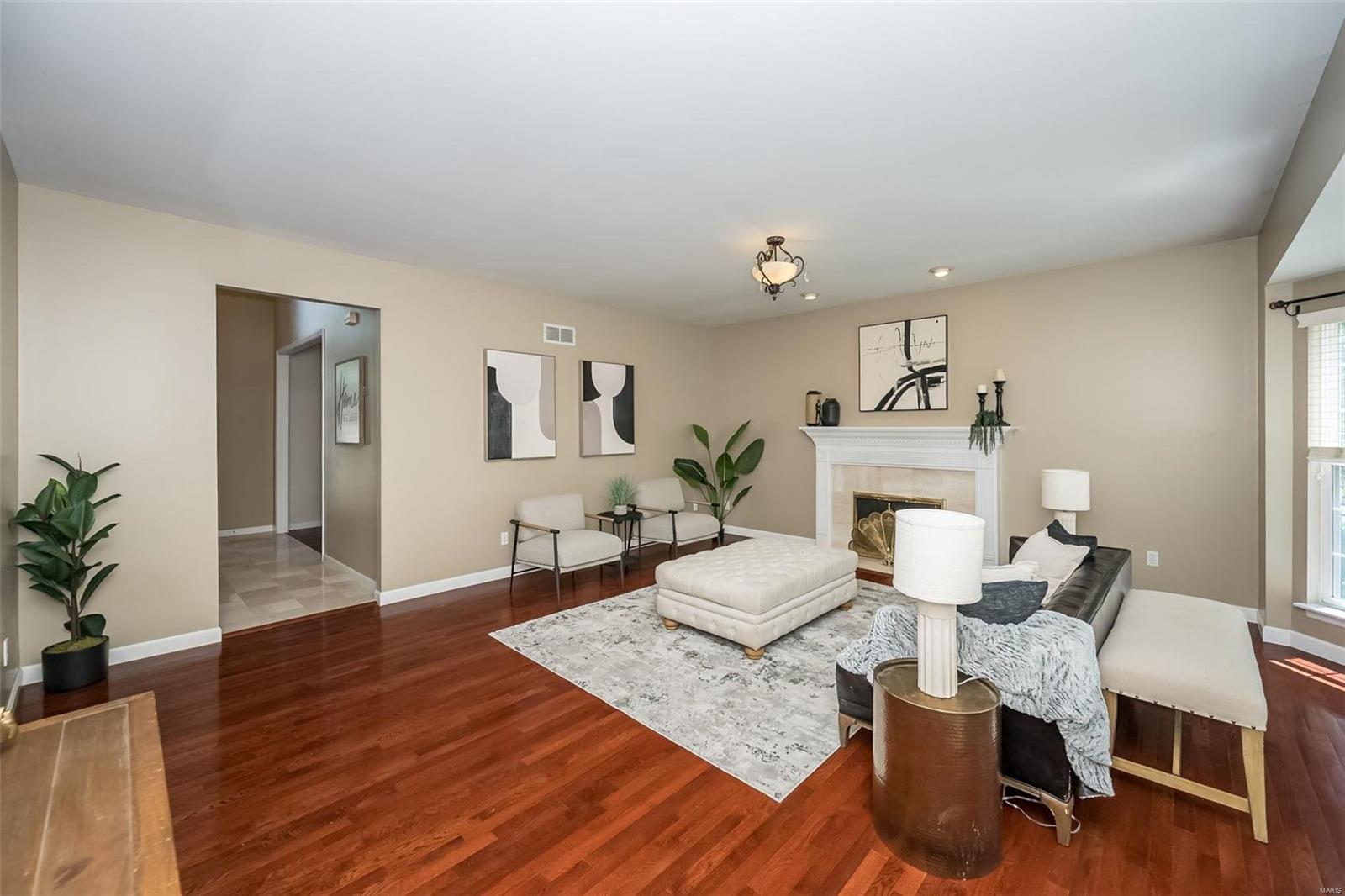 2221 Rebecca Lynn Court