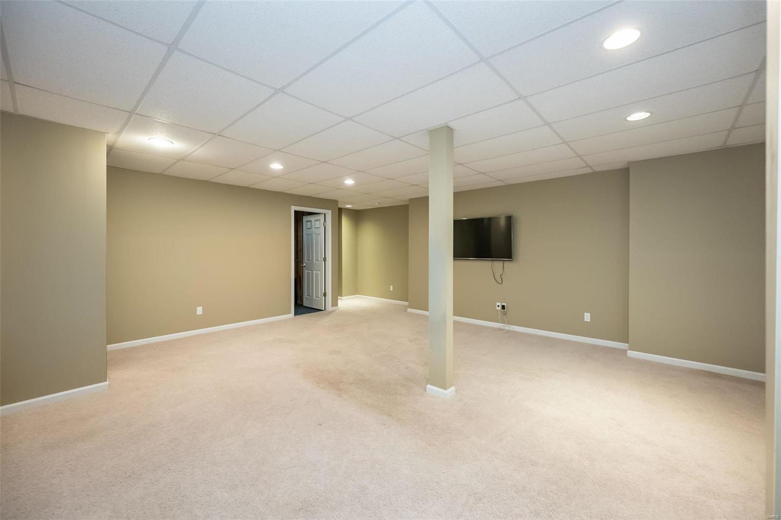 2221 Rebecca Lynn Court