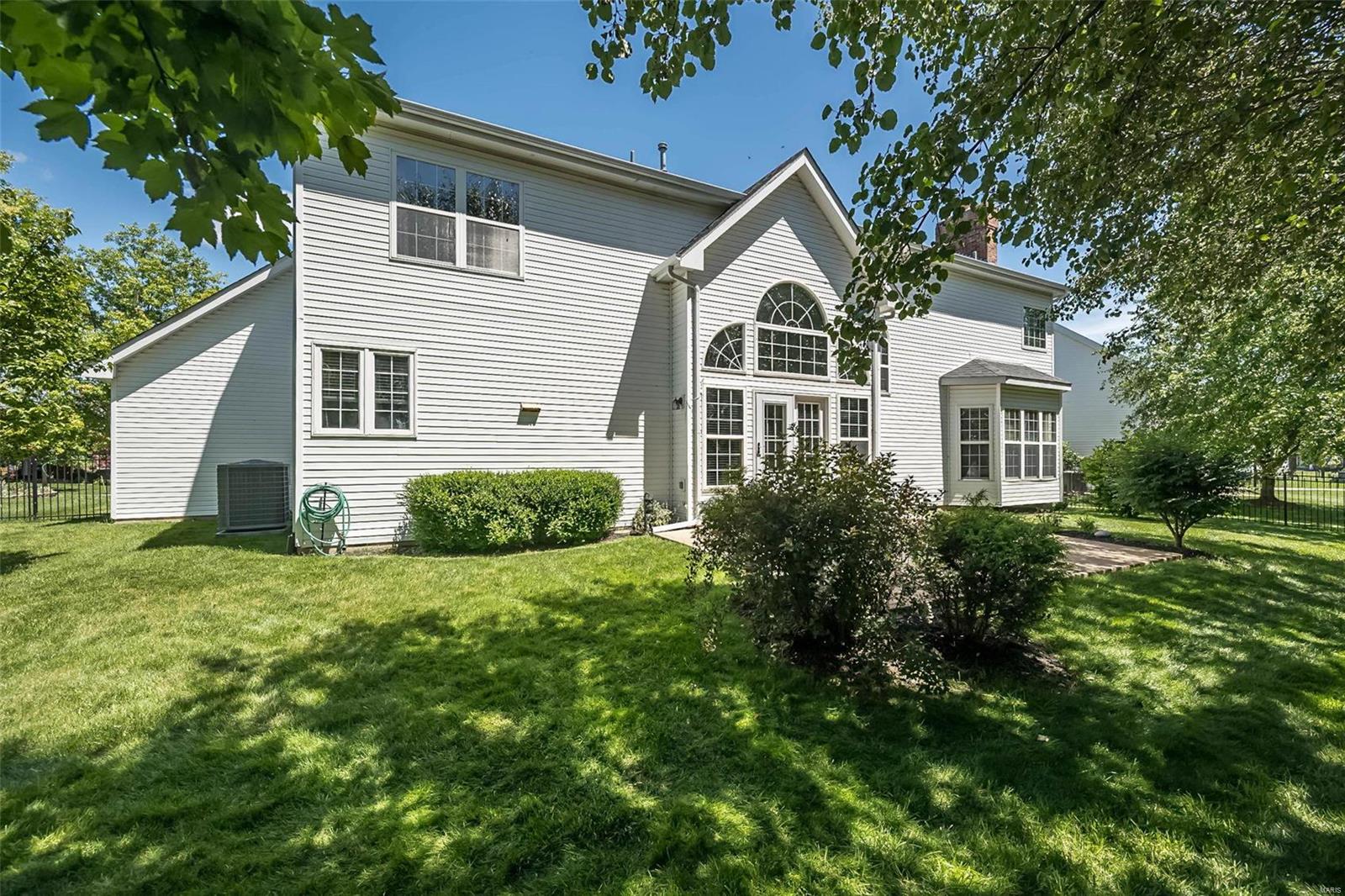 2221 Rebecca Lynn Court