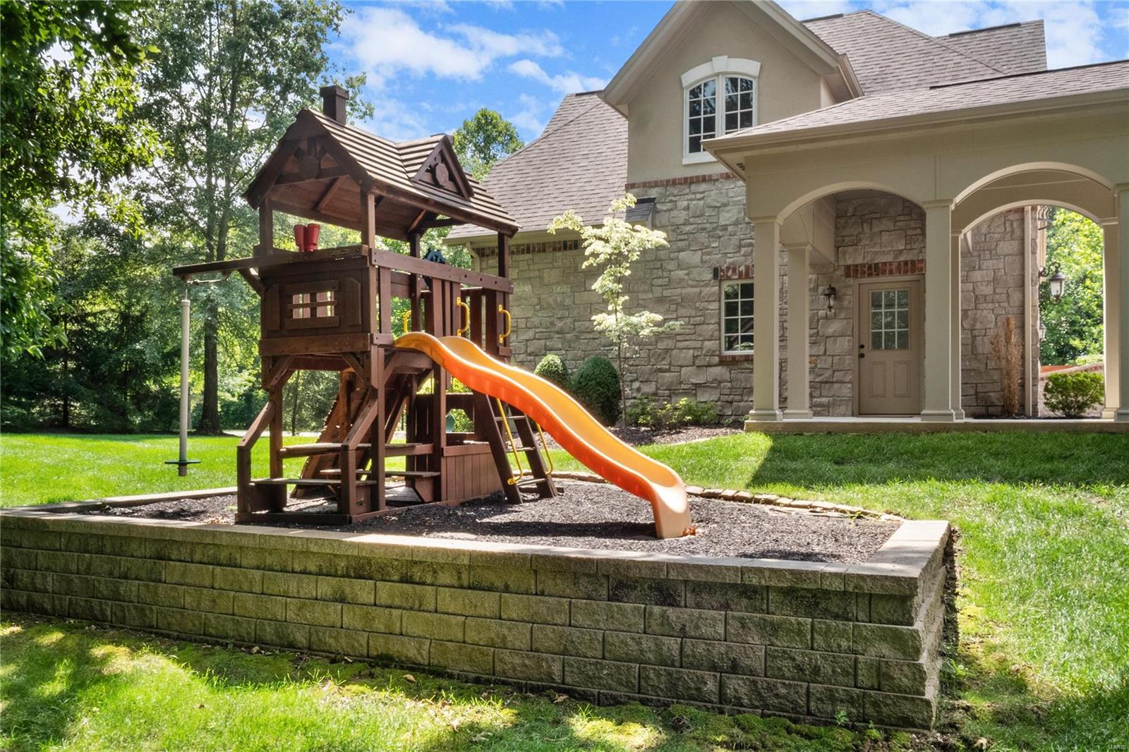 2131 Saddle Creek Ridge Court