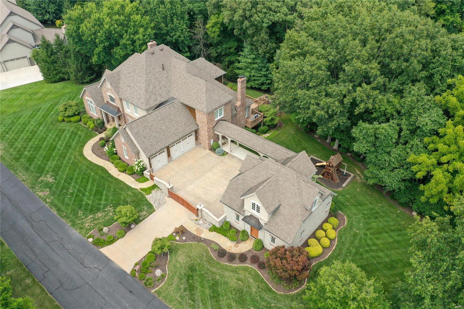 2131 Saddle Creek Ridge Court