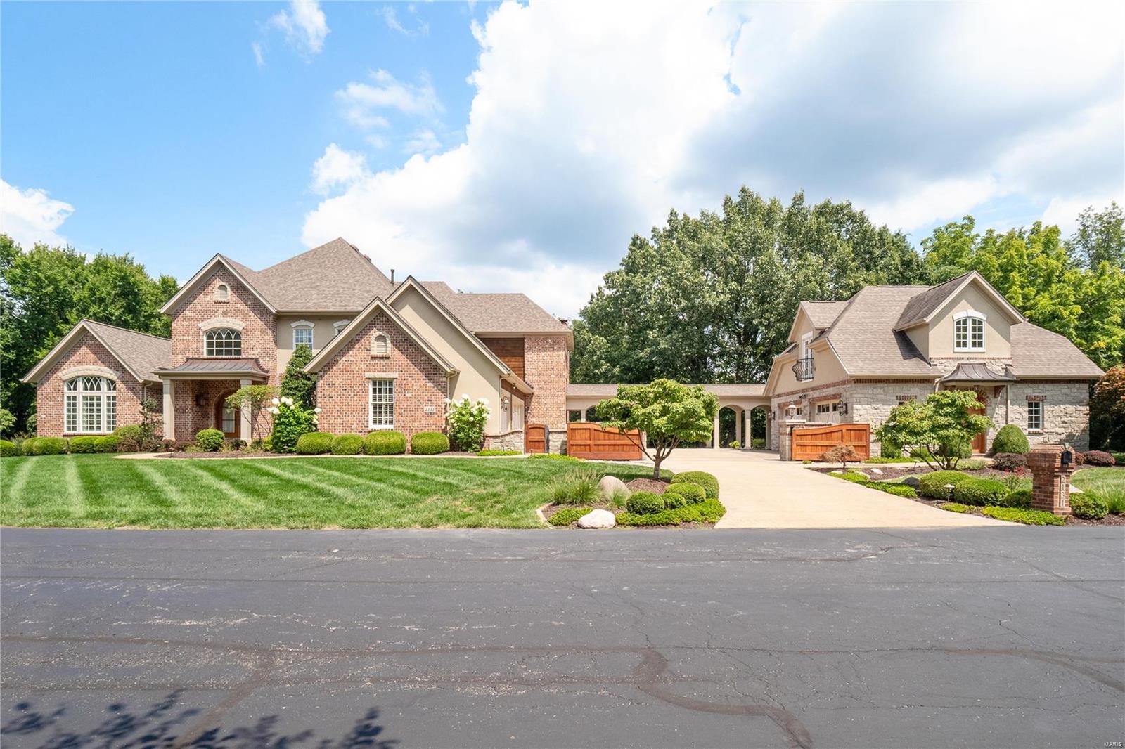 2131 Saddle Creek Ridge Court