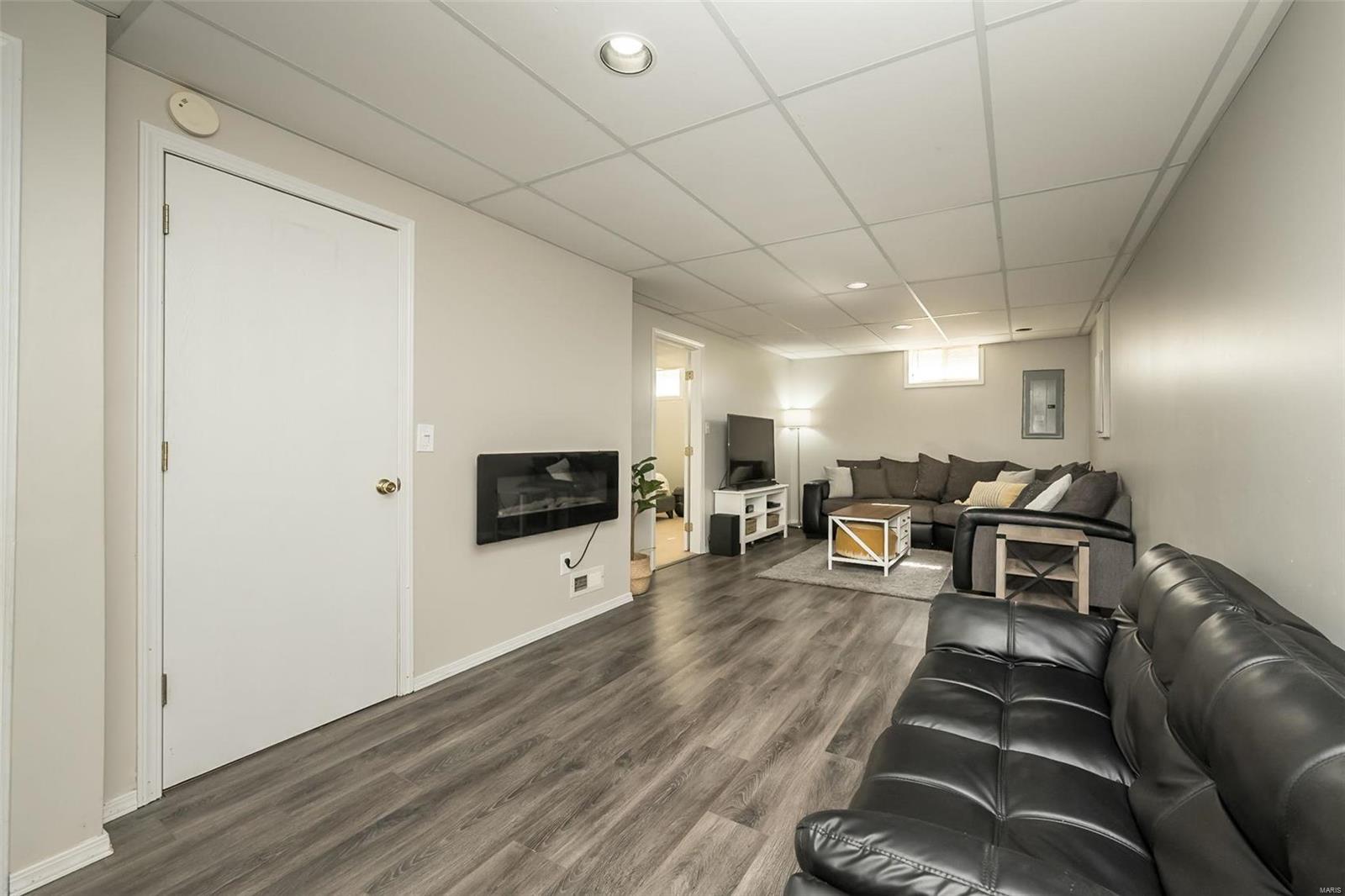 1273 Pinnacle Pointe Drive