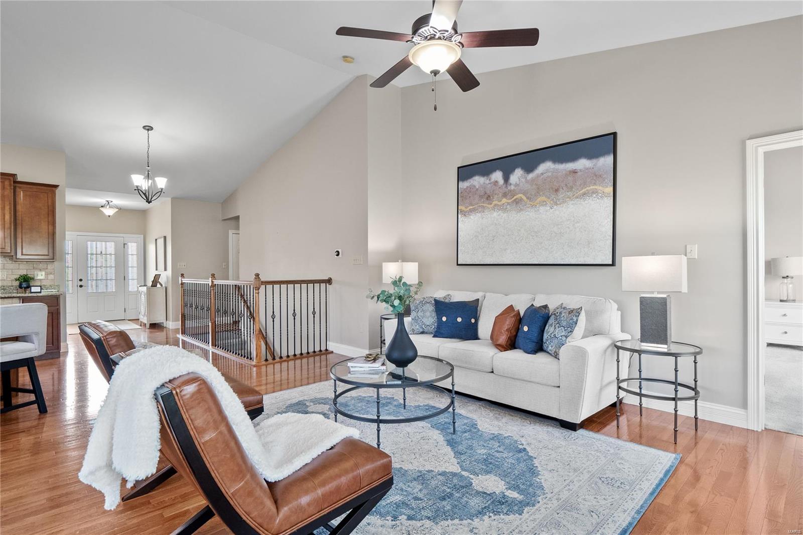 21 Lindbergh Place Ter