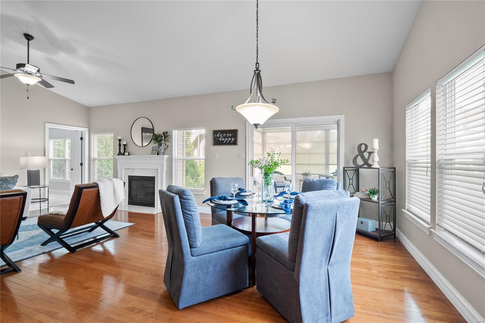 21 Lindbergh Place Ter