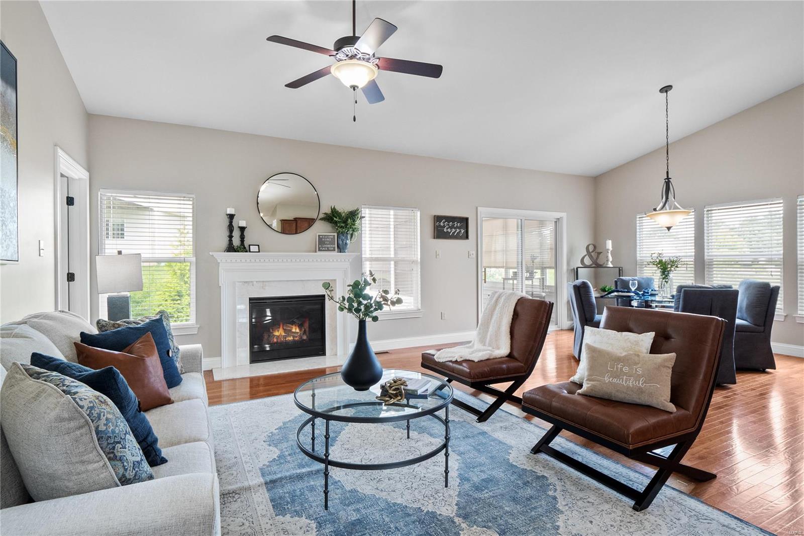 21 Lindbergh Place Ter