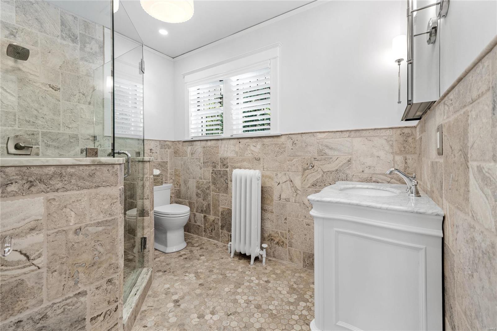 6912 Washington Avenue