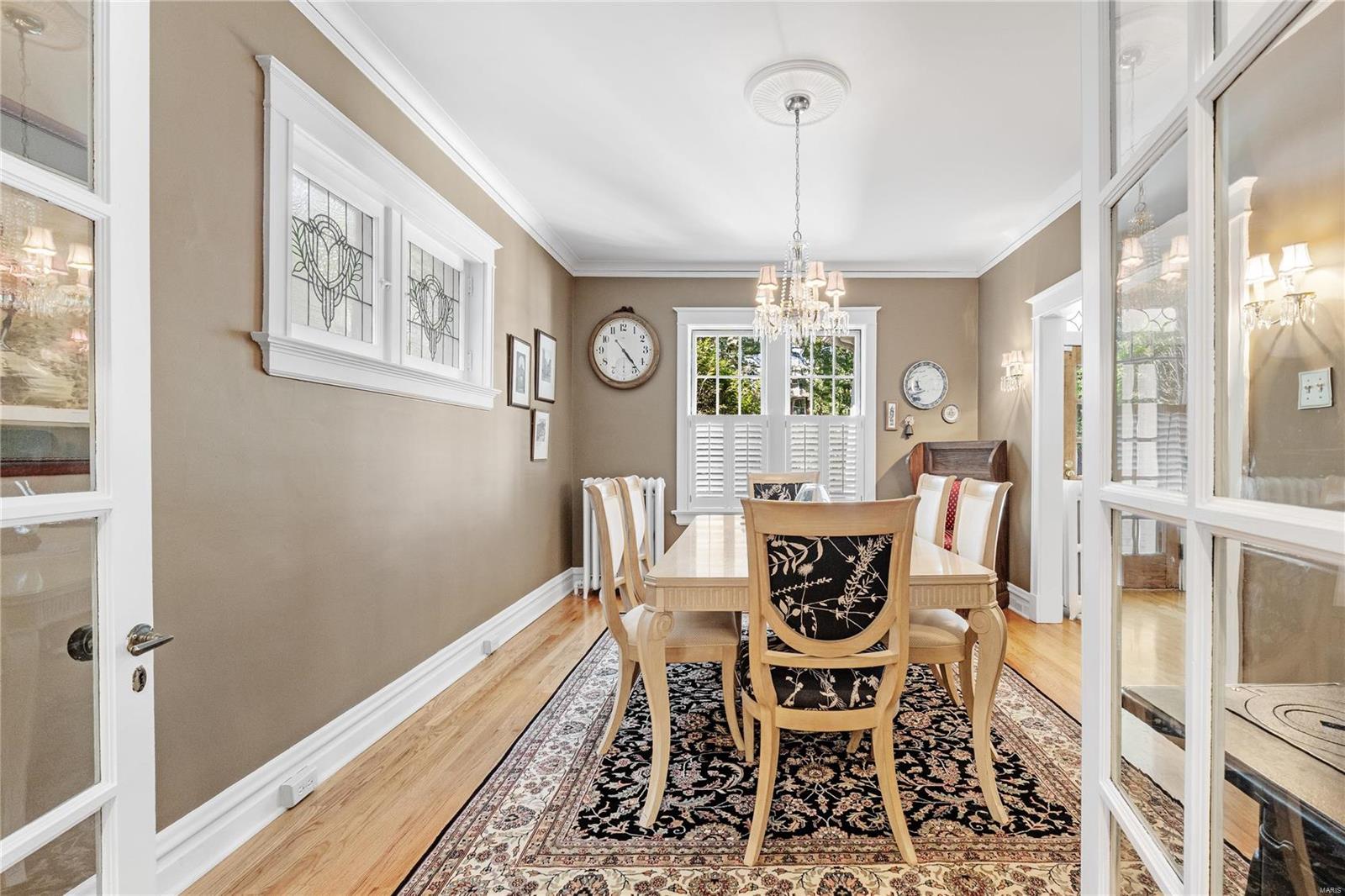 6912 Washington Avenue