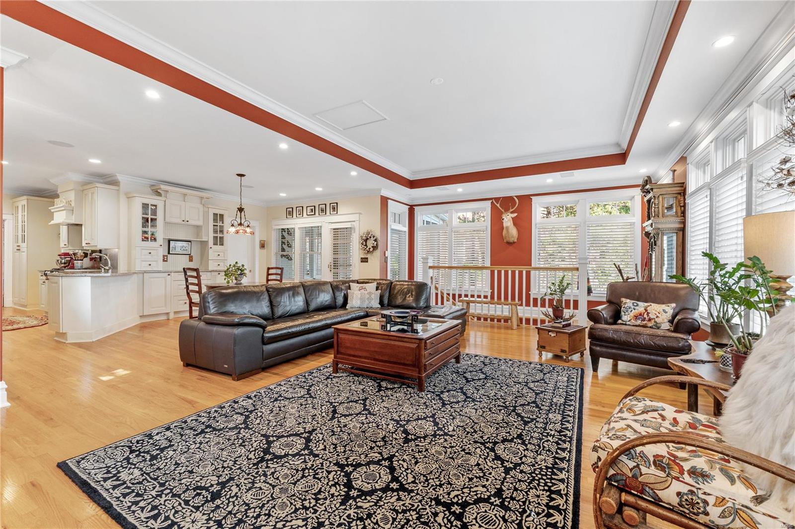 6912 Washington Avenue