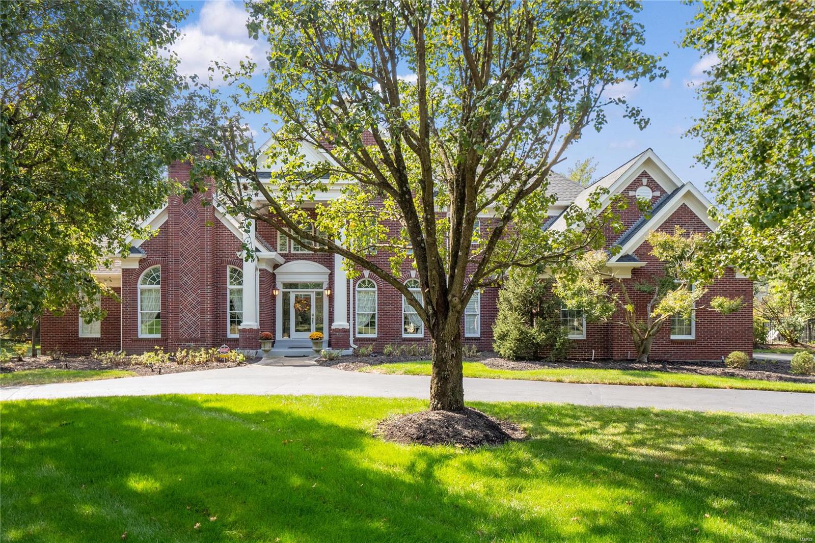 2064 Kingspointe Drive