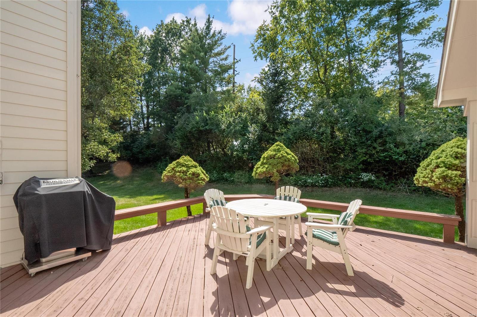 2064 Kingspointe Drive