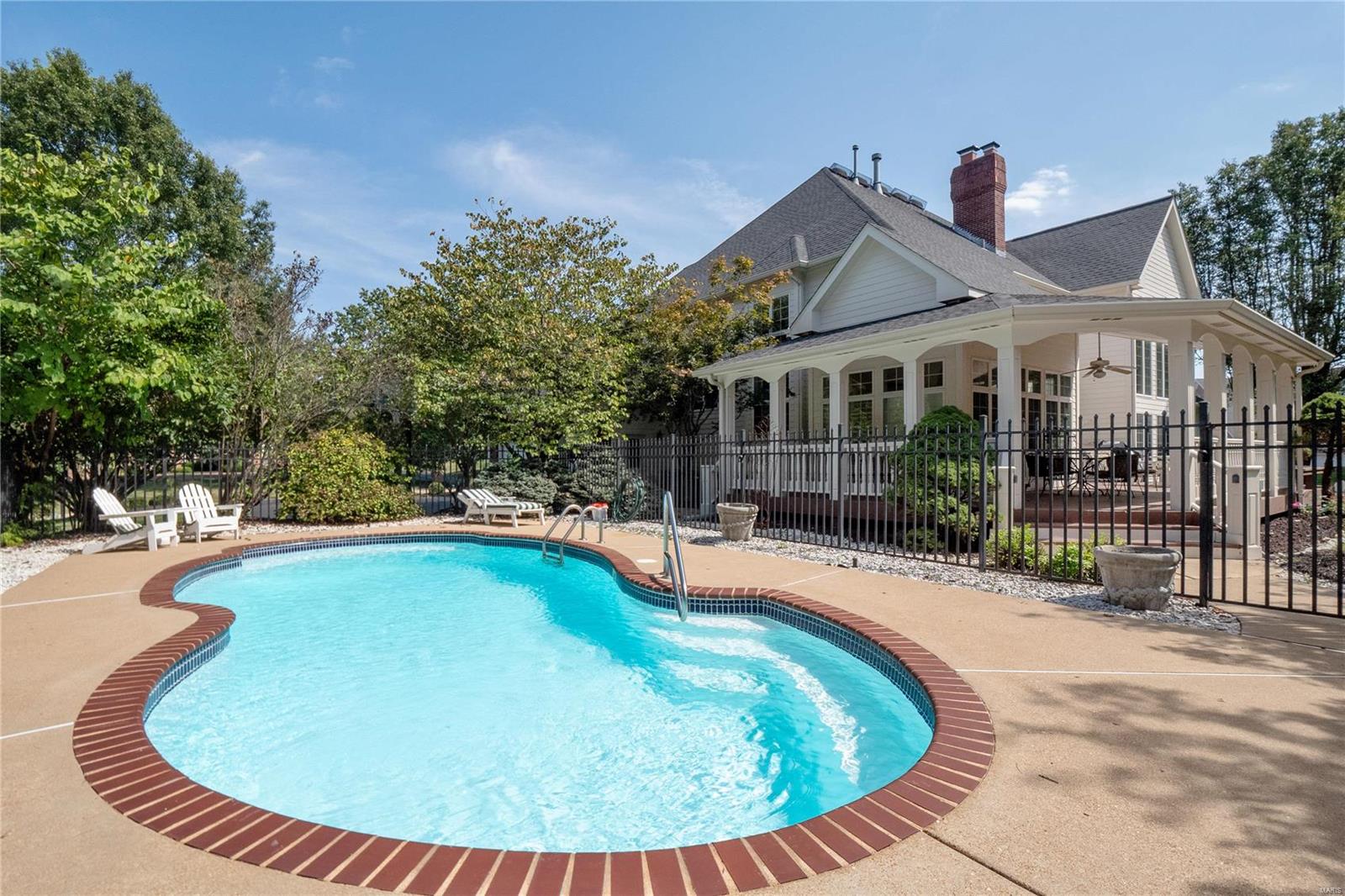 2064 Kingspointe Drive