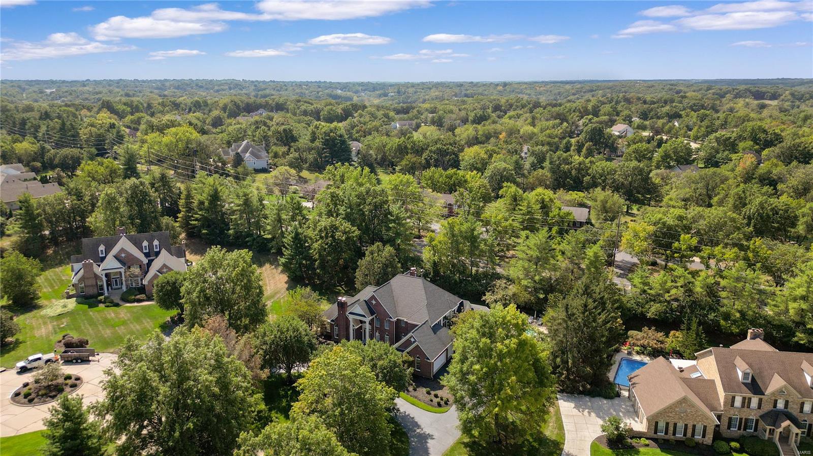 2064 Kingspointe Drive