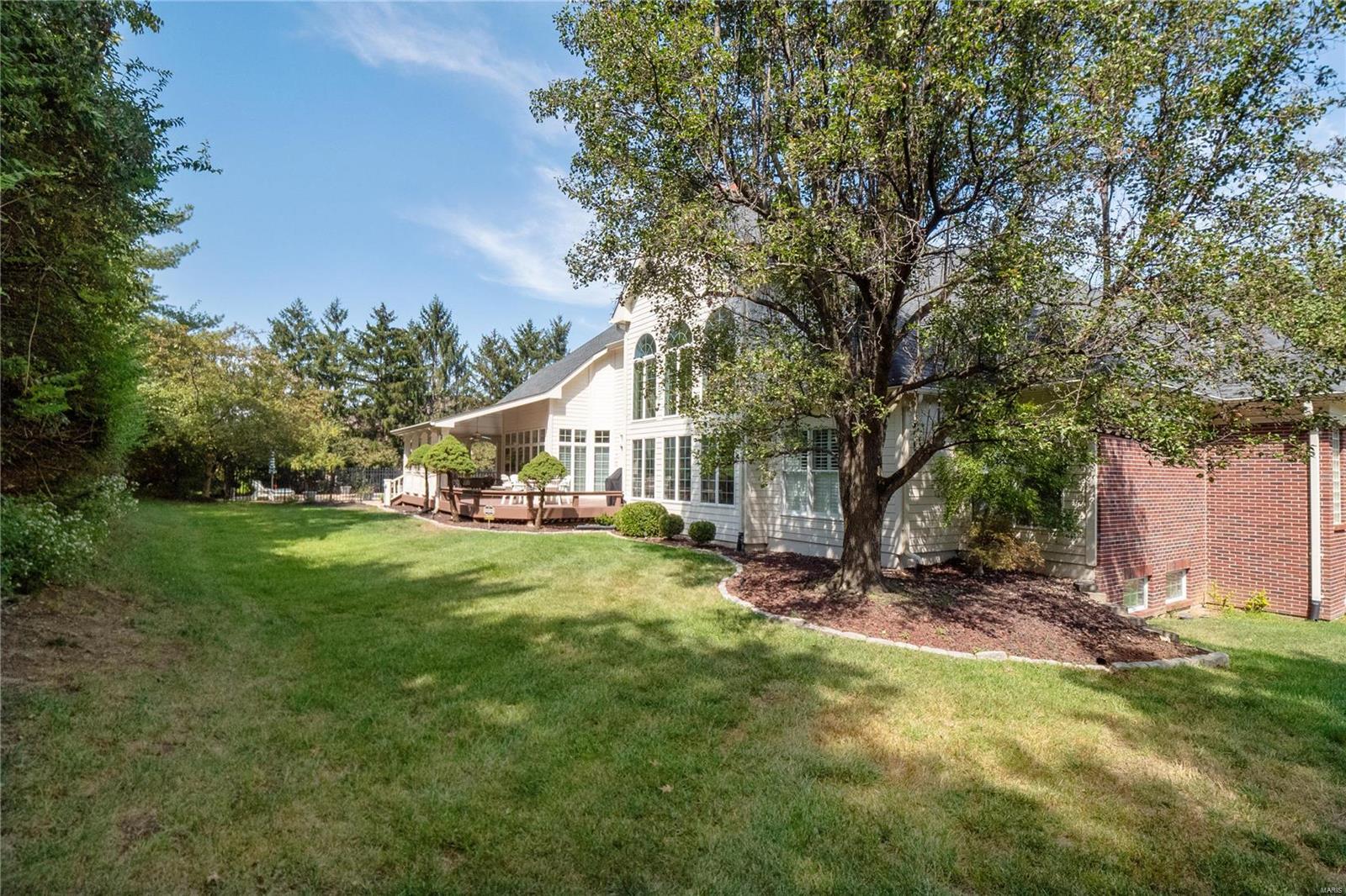 2064 Kingspointe Drive