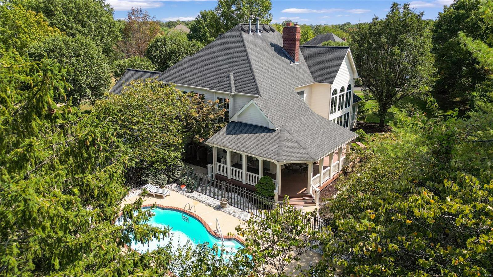 2064 Kingspointe Drive