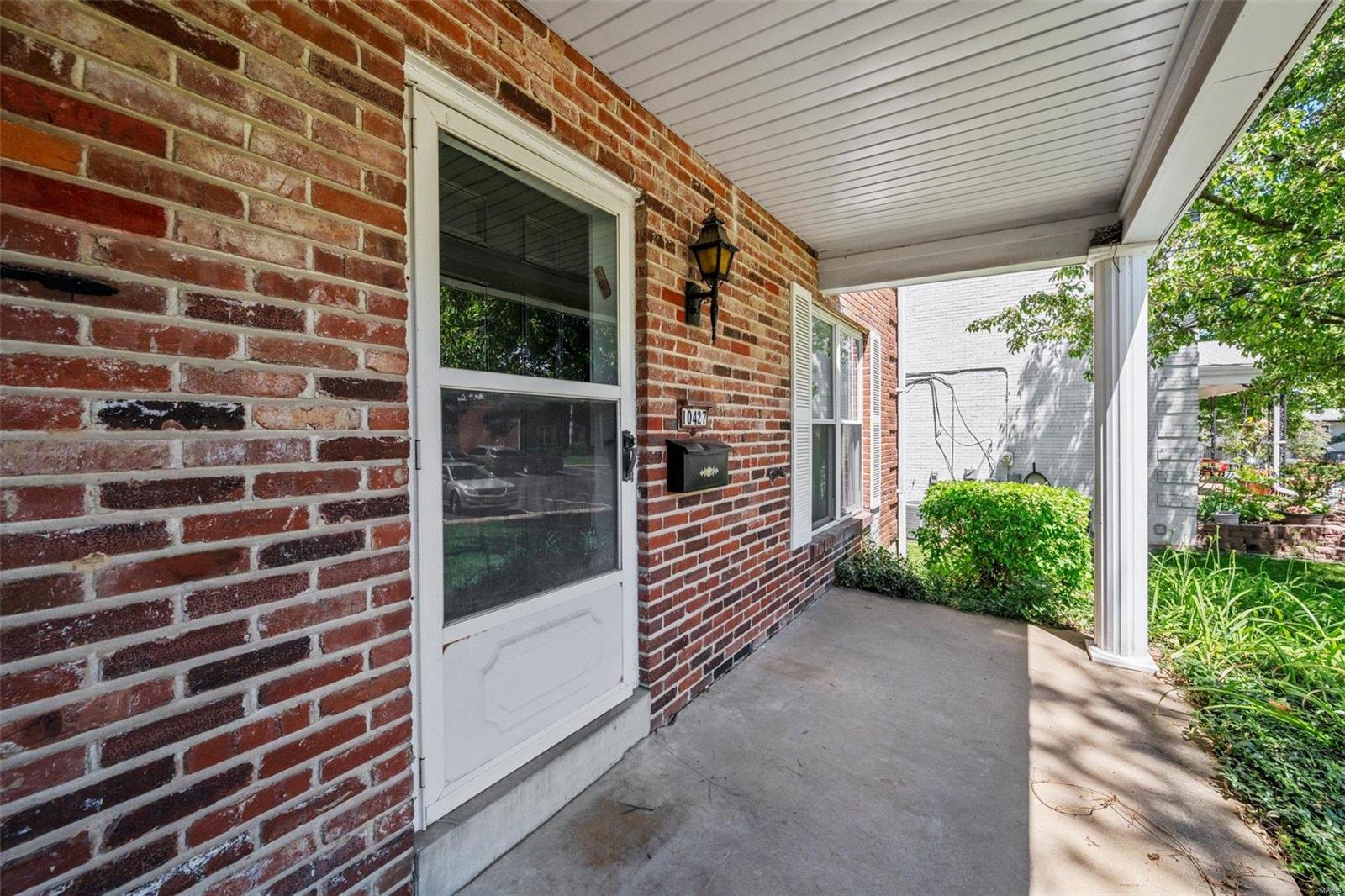 10427 Willowdale Drive