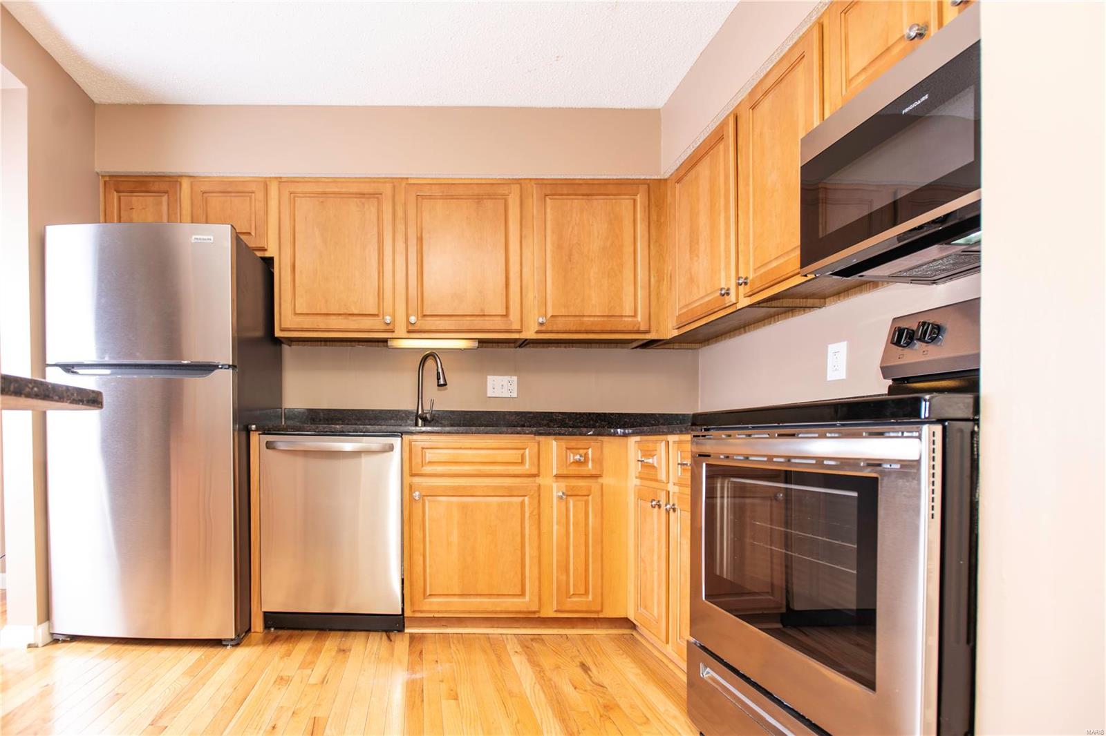 4355 Maryland Avenue Unit: 330