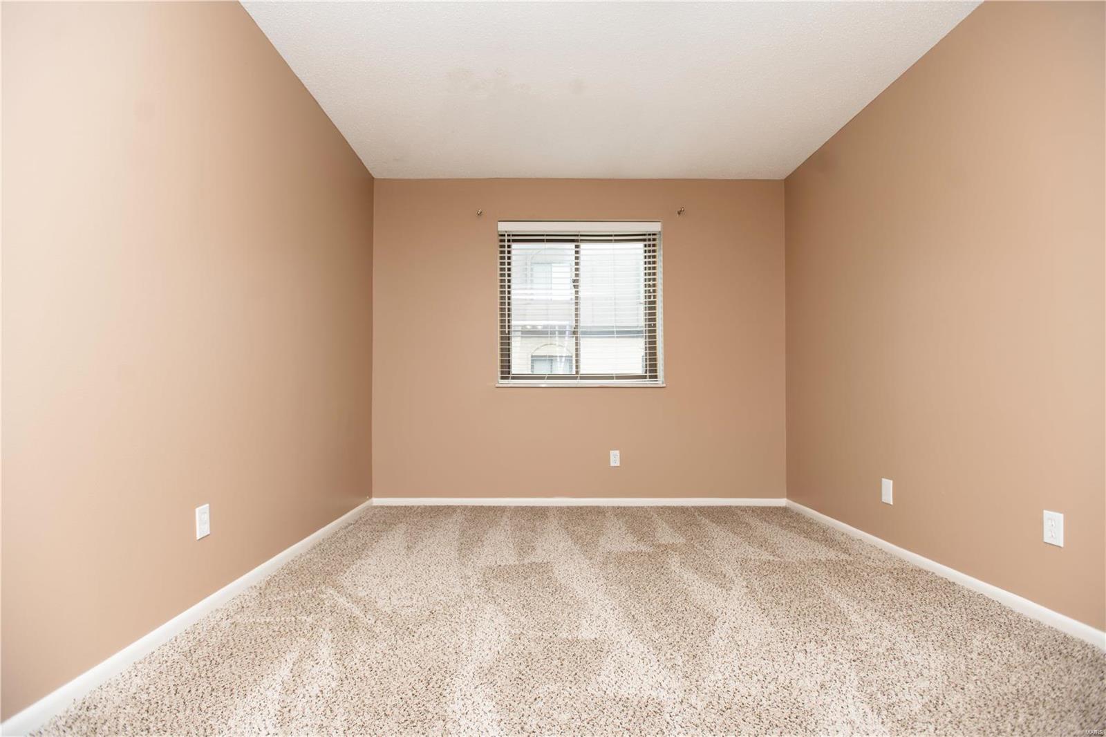 4355 Maryland Avenue Unit: 330