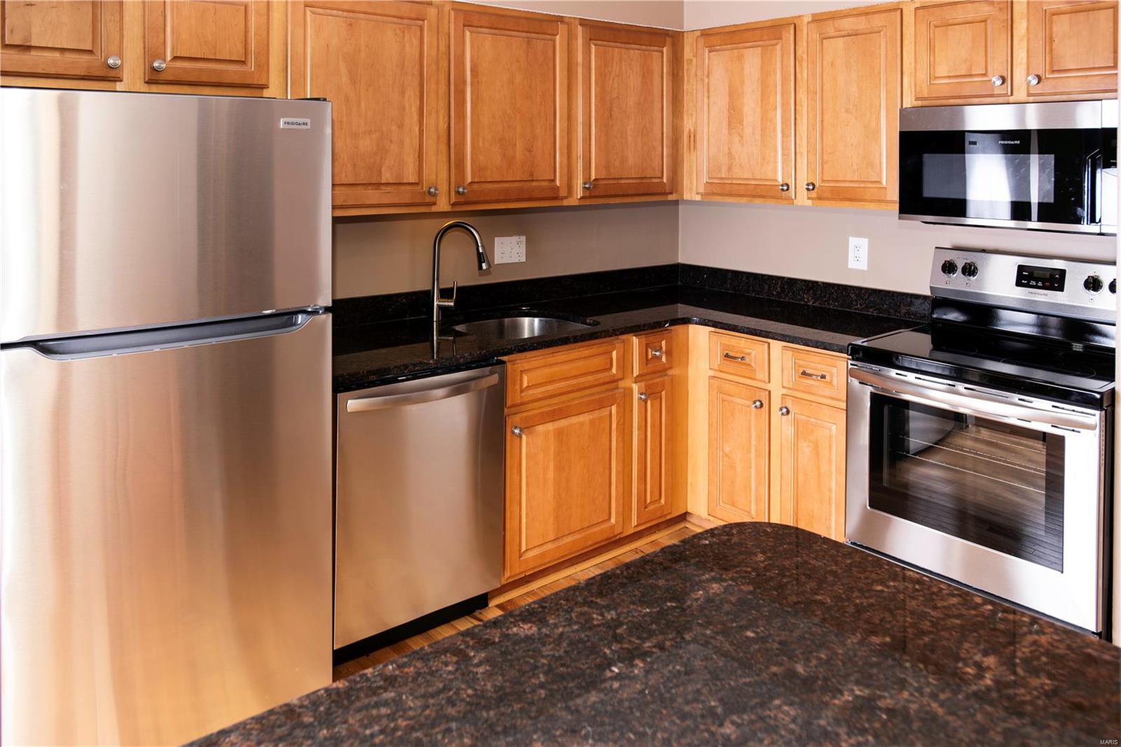 4355 Maryland Avenue Unit: 330