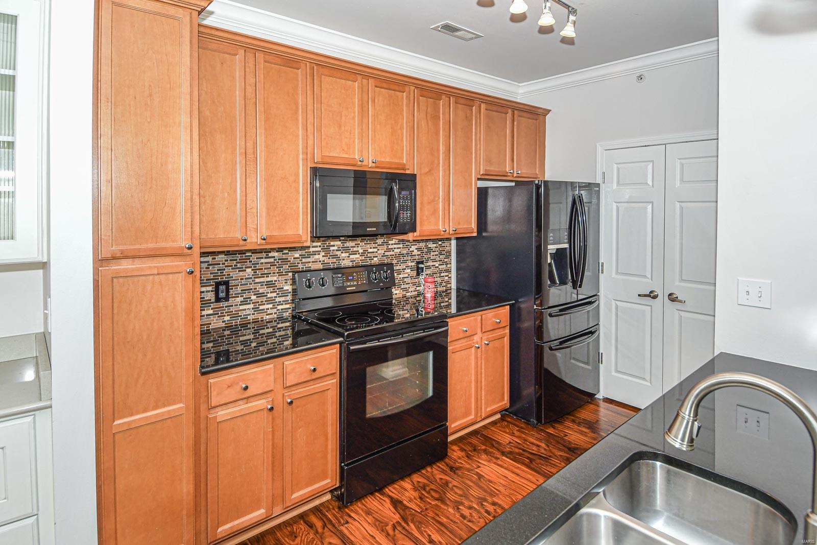 27 kassebaum Lane Unit: 103