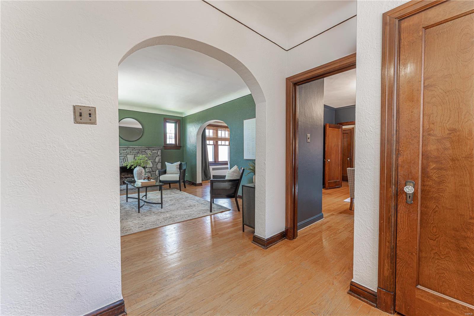 6432 Sutherland Avenue