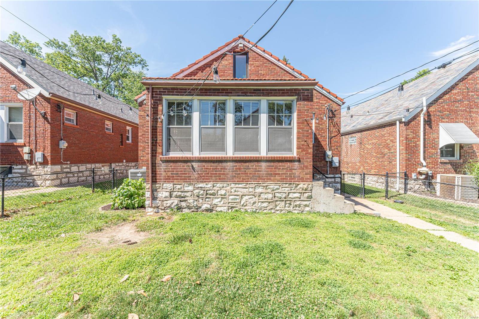 6432 Sutherland Avenue