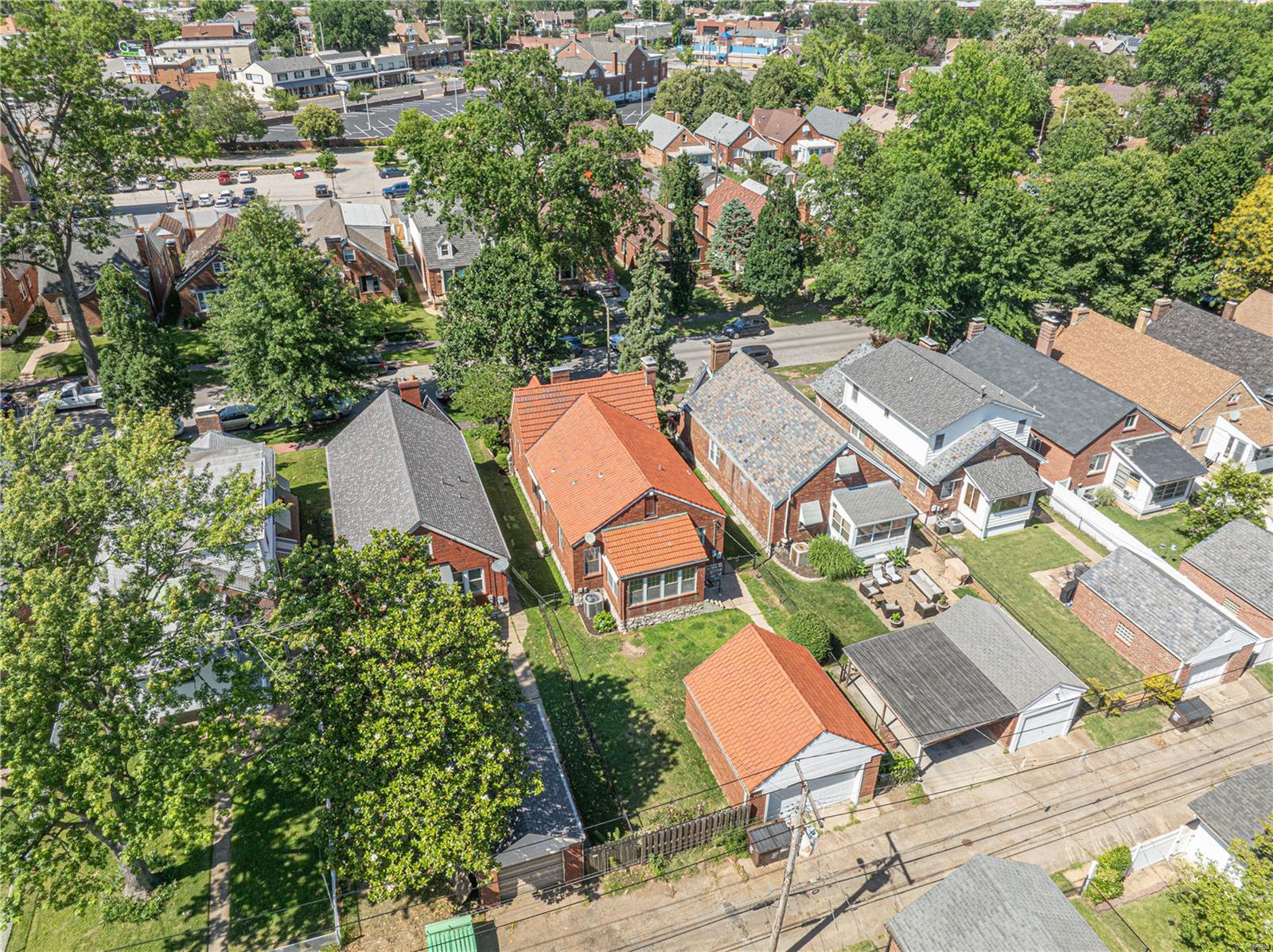 6432 Sutherland Avenue