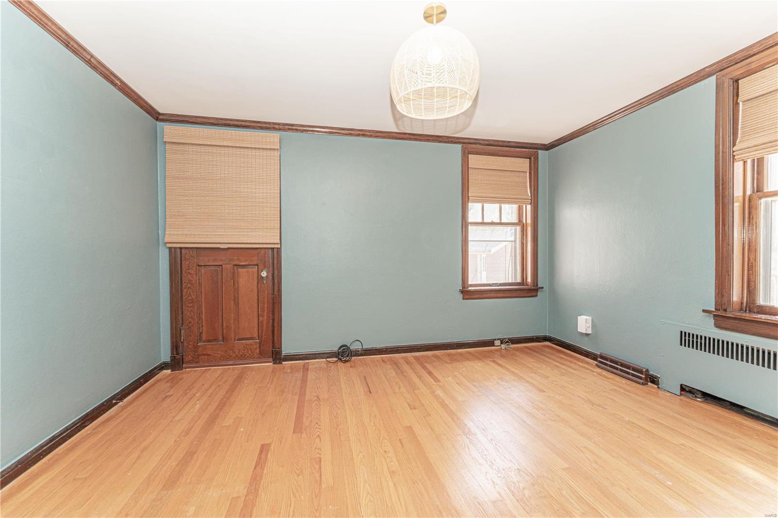 6432 Sutherland Avenue