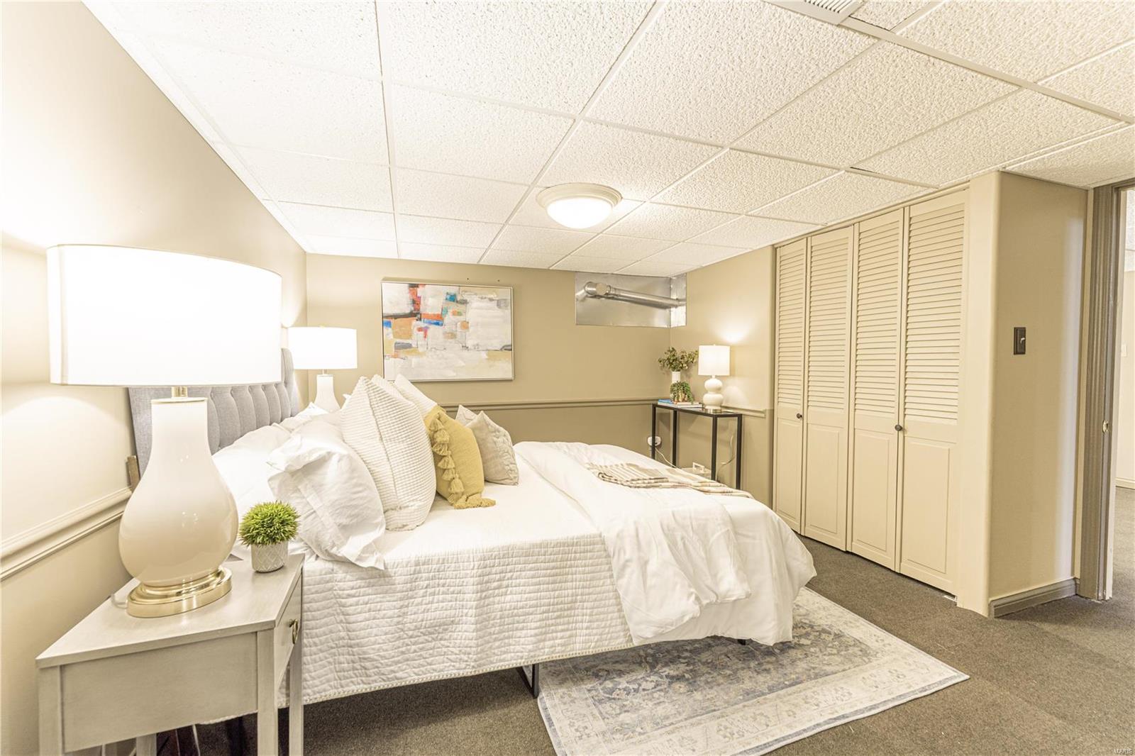 6432 Sutherland Avenue