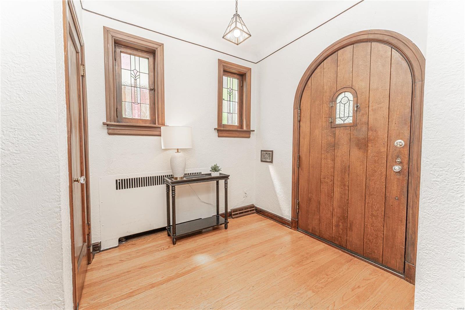 6432 Sutherland Avenue