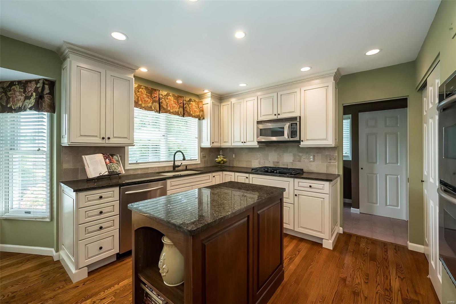 16264 Bent Tree Drive