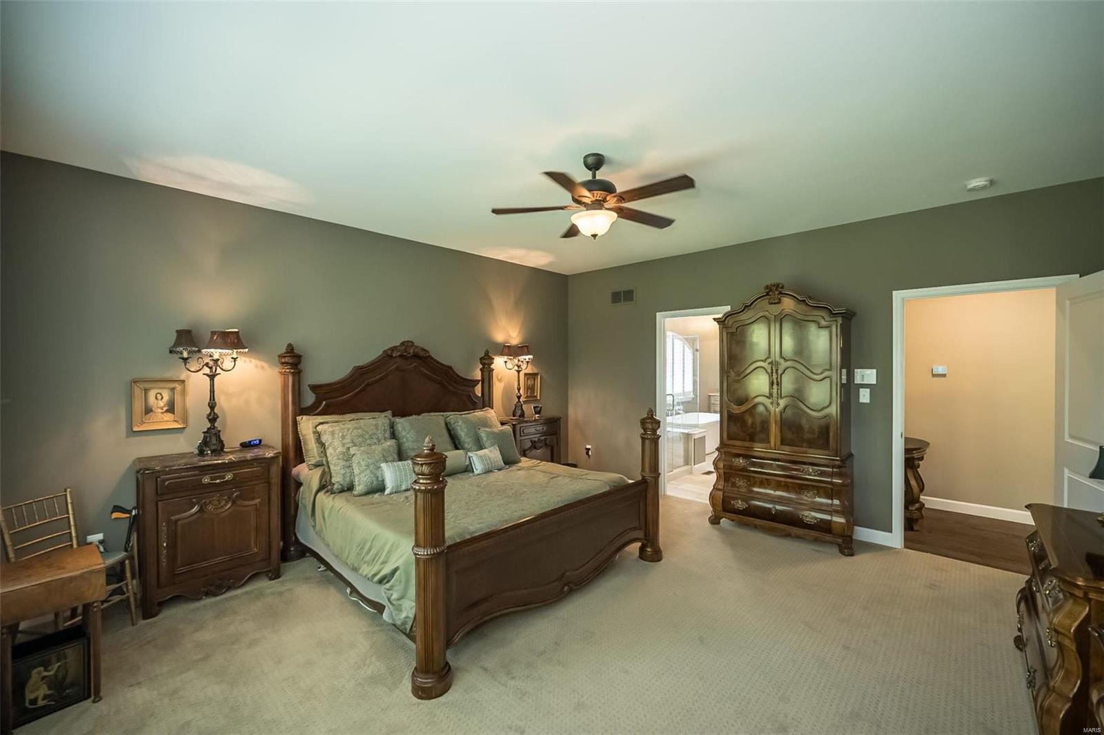 770 Village View Circle