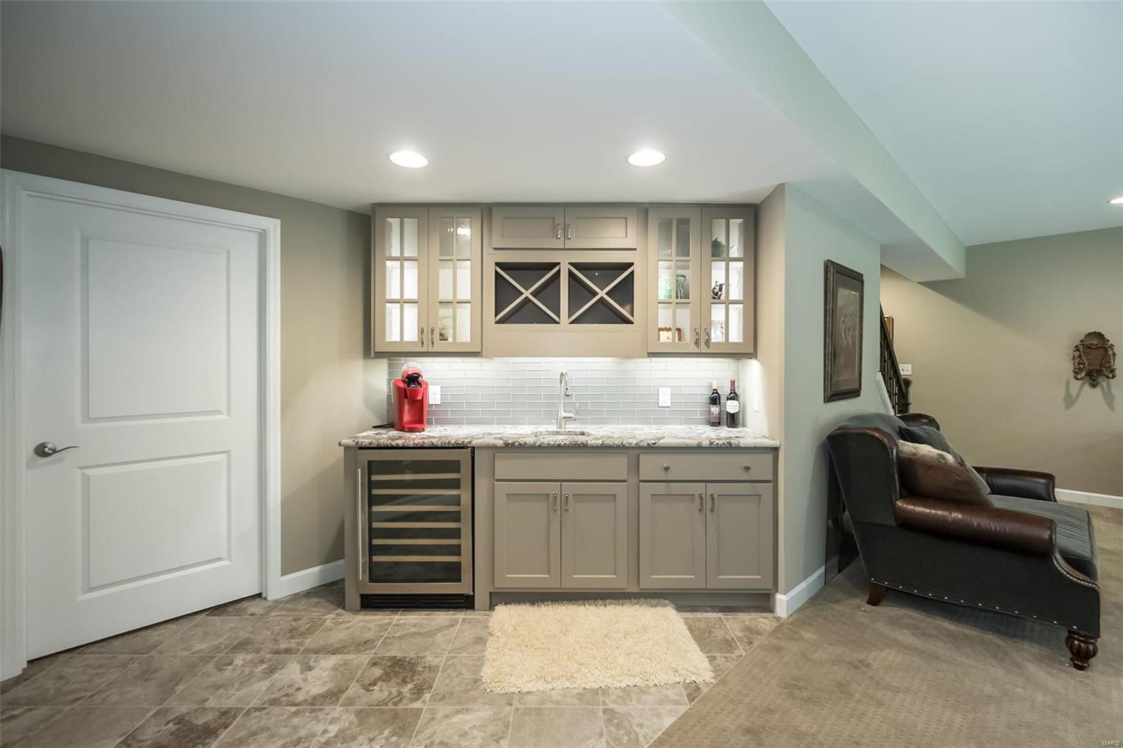 770 Village View Circle