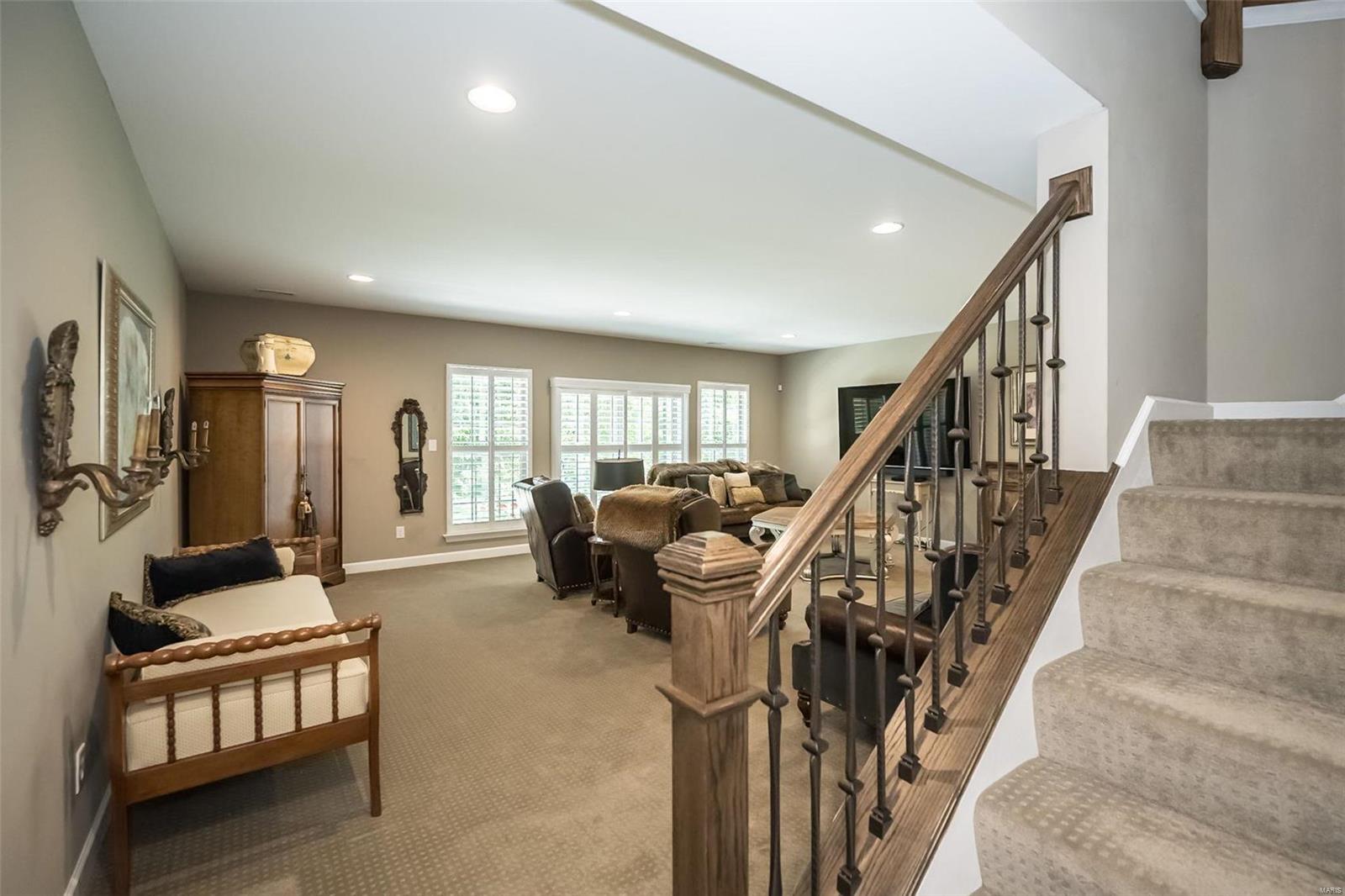 770 Village View Circle