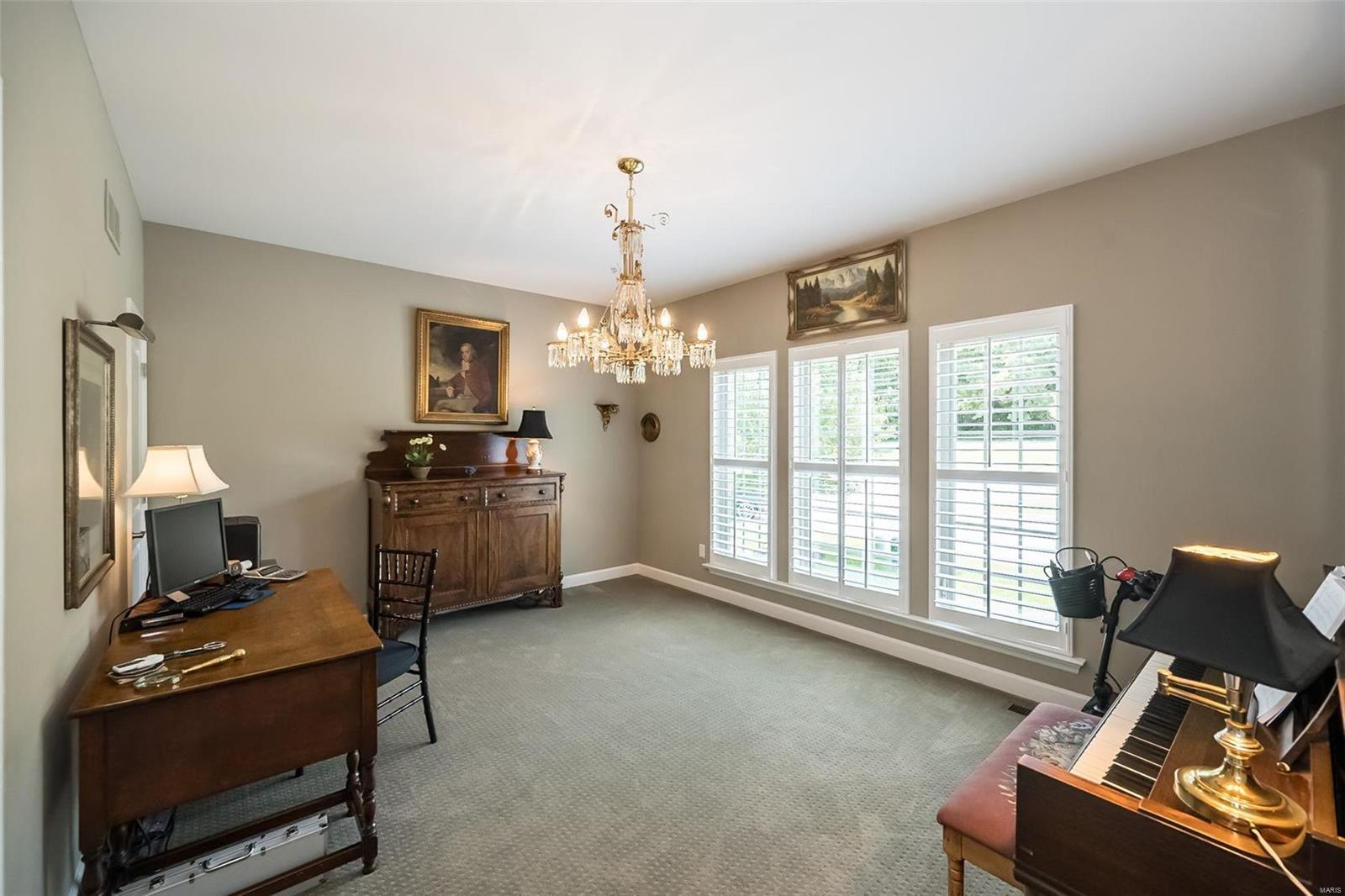 770 Village View Circle