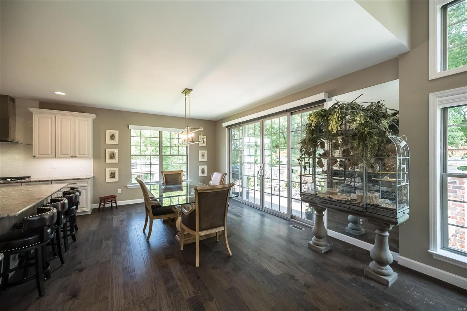 770 Village View Circle