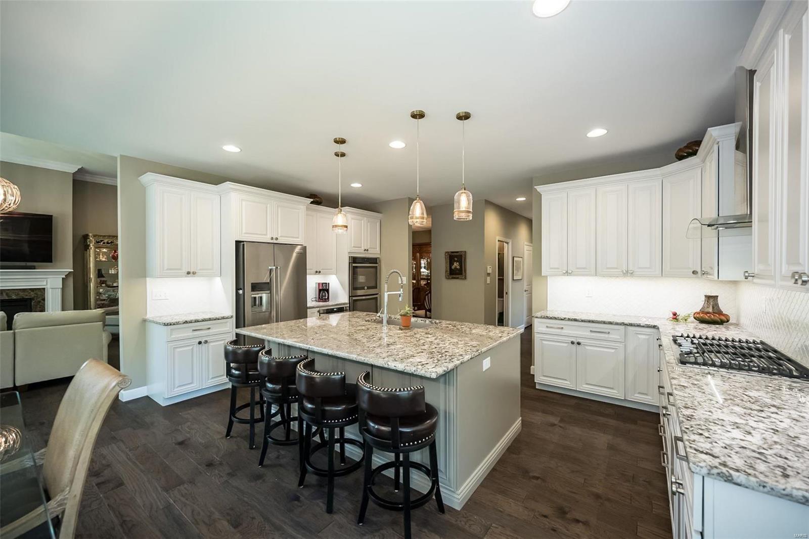 770 Village View Circle